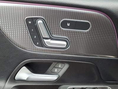 2022 Mercedes-Benz GLB 250 GLB 250