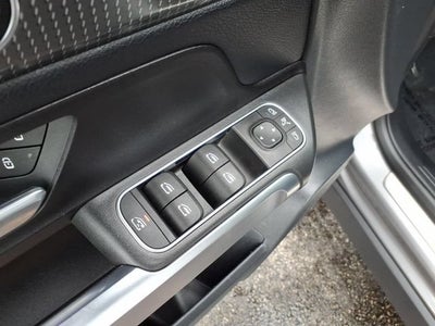 2022 Mercedes-Benz GLB 250 GLB 250