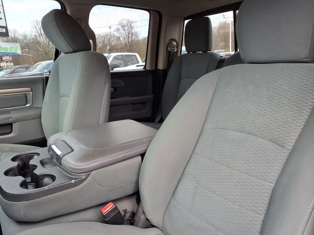 2016 RAM 1500 SLT