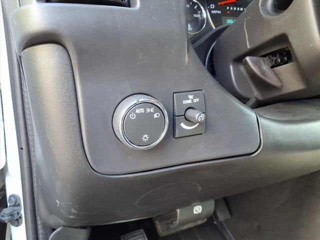 2025 Chevrolet Express Cutaway 3500 1WT