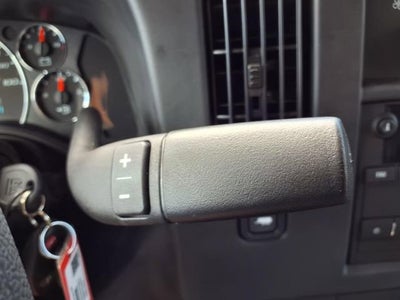 2025 Chevrolet Express Cutaway 3500 1WT