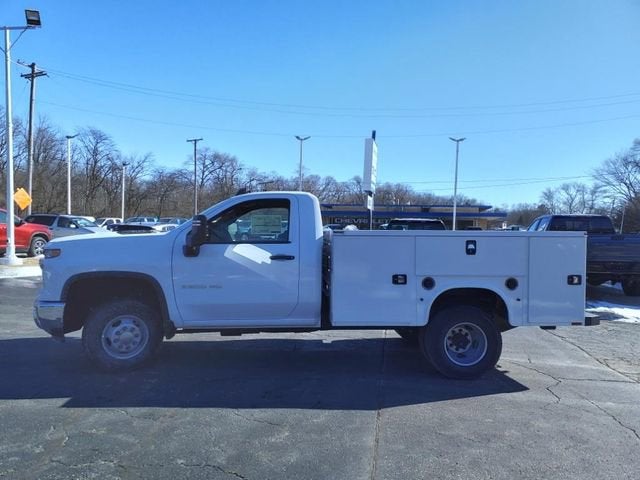 2025 Chevrolet Silverado 3500 HD Chassis Cab Work Truck