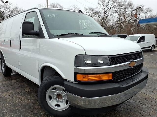 2026 Chevrolet Express Cargo WT