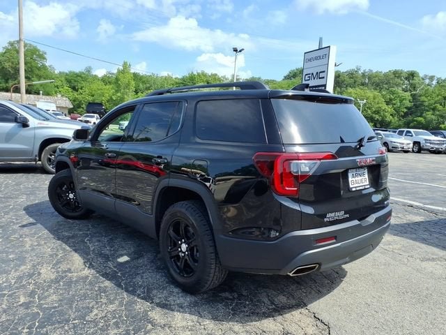 2023 GMC Acadia AT4