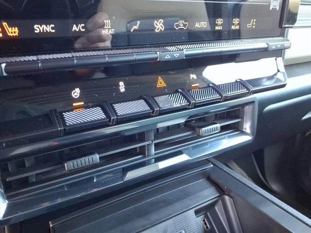 2026 GMC HUMMER EV SUV 2X