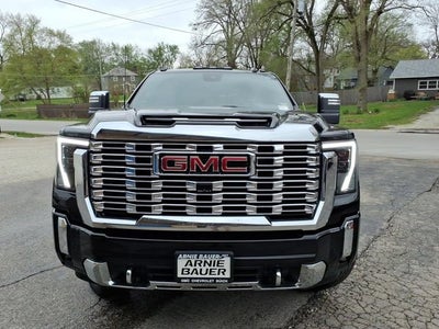 2024 GMC Sierra 3500 HD Denali