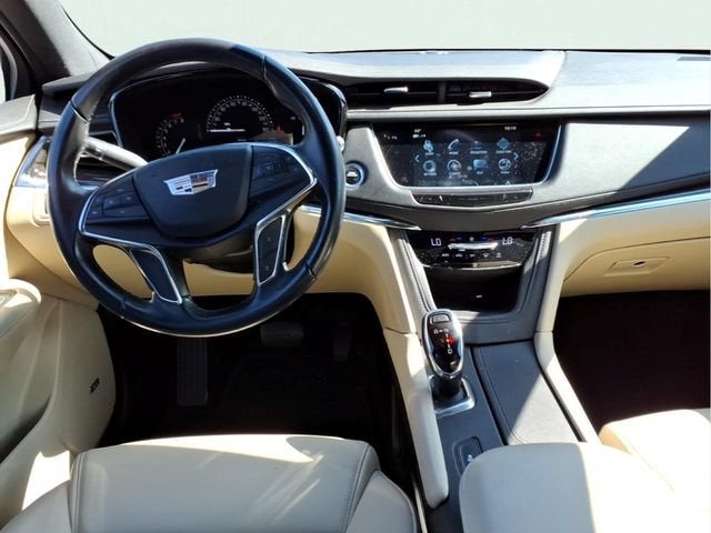 2019 Cadillac XT5 FWD