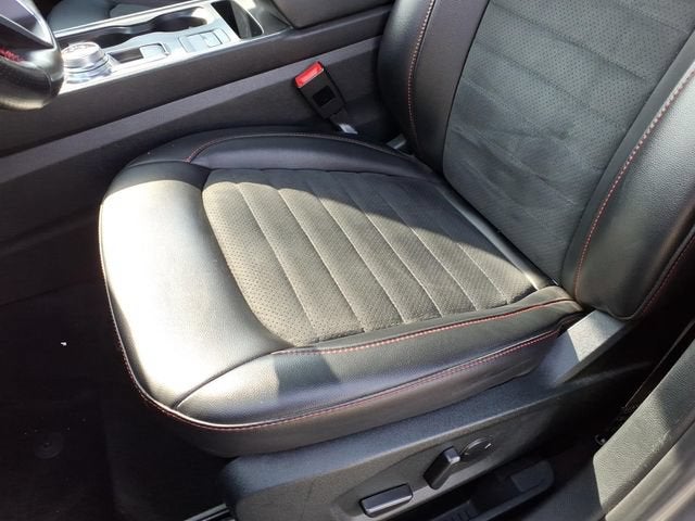 2022 Ford Edge ST-Line