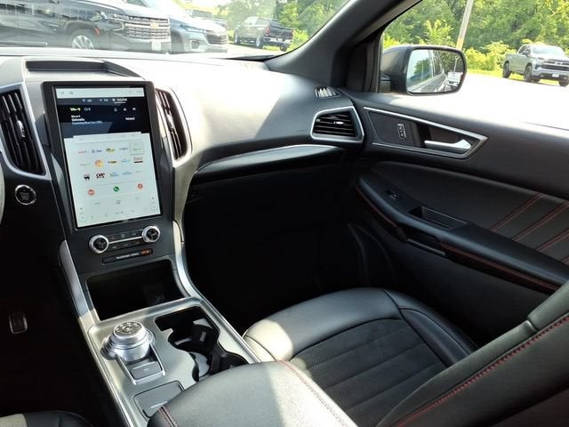 2022 Ford Edge ST-Line
