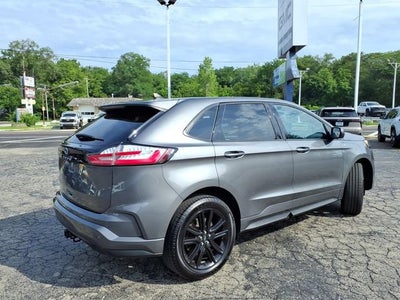 2022 Ford Edge ST-Line