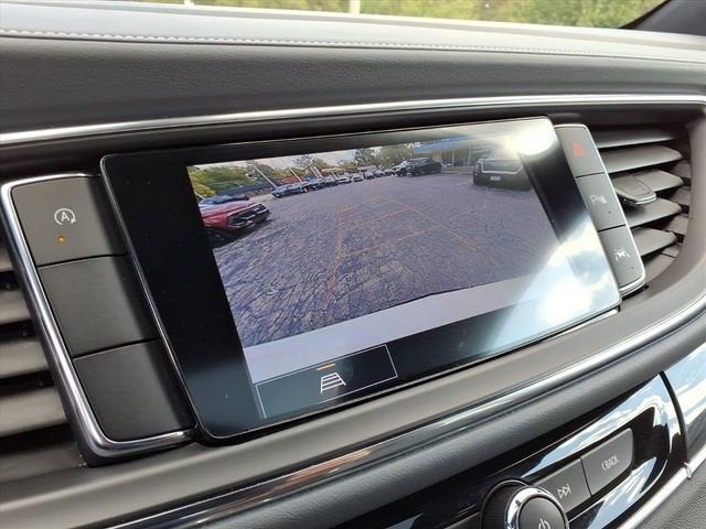 2022 Buick Enclave Essence