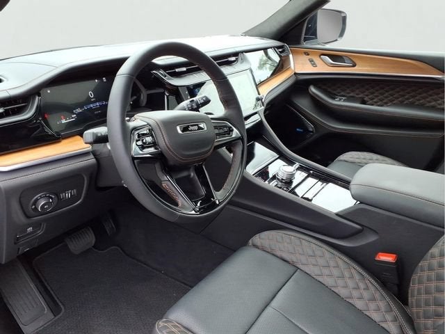 2026 Jeep Grand Cherokee Summit 4x4