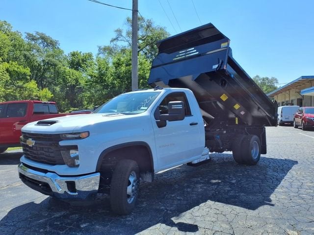 2025 Chevrolet Silverado 3500 HD Chassis Cab Work Truck