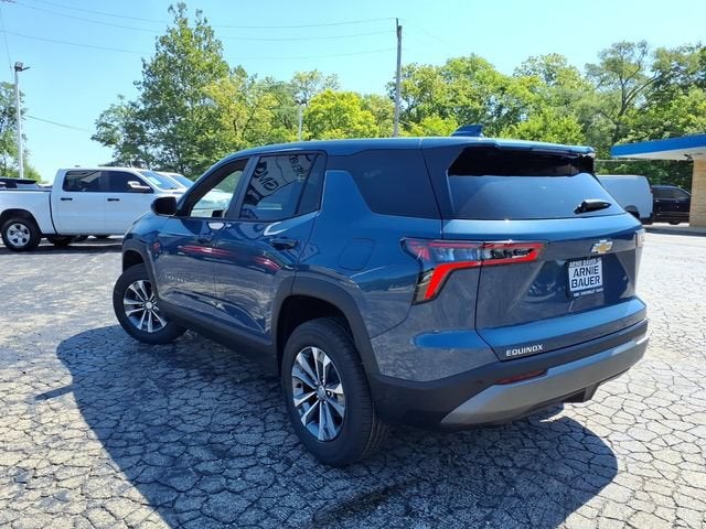 2027 Chevrolet Equinox LT - Photo 10