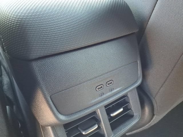 2027 Chevrolet Equinox LT - Photo 20